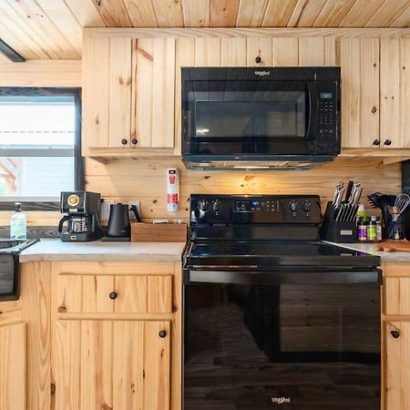 3 Bearly Working Luxury Tiny House Firepit Mins To Lake กันเทอร์สวิลล์ ภายนอก รูปภาพ